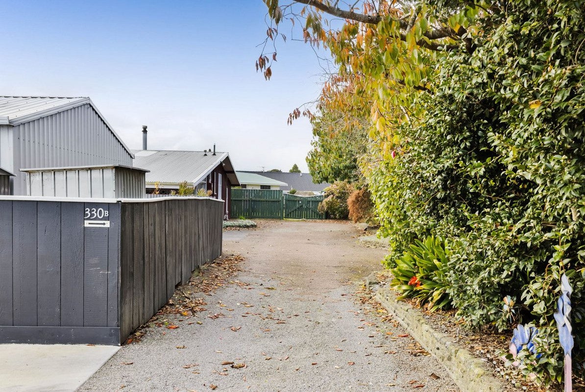 330B South Road, Hawera - Carousel 24