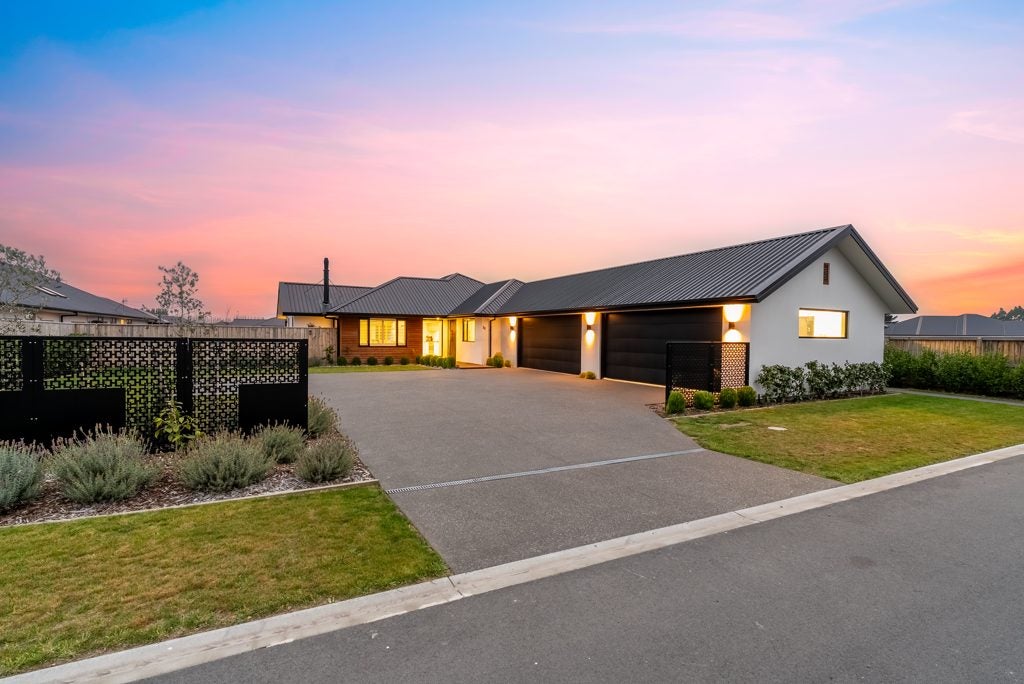23 Ridgeland Way, West Melton, West Melton - Carousel 1