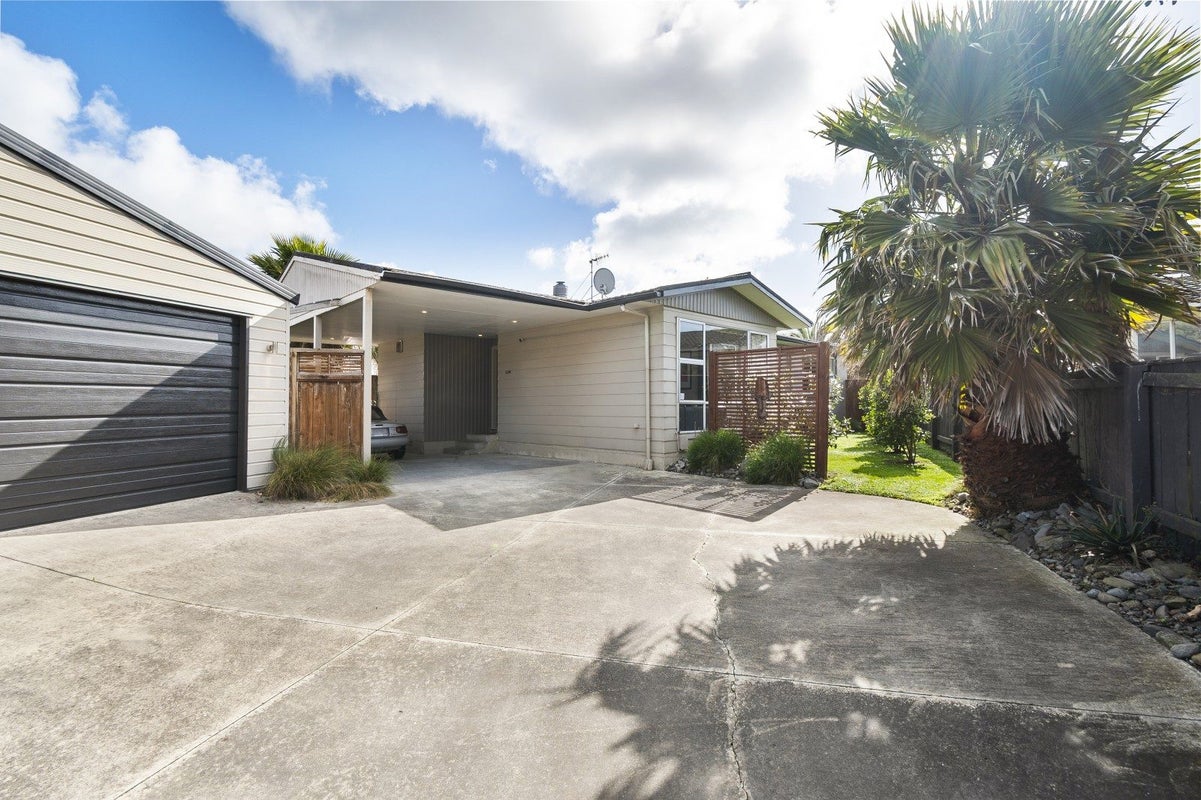 21 Palliser Place, Milson, Palmerston North - Carousel 1