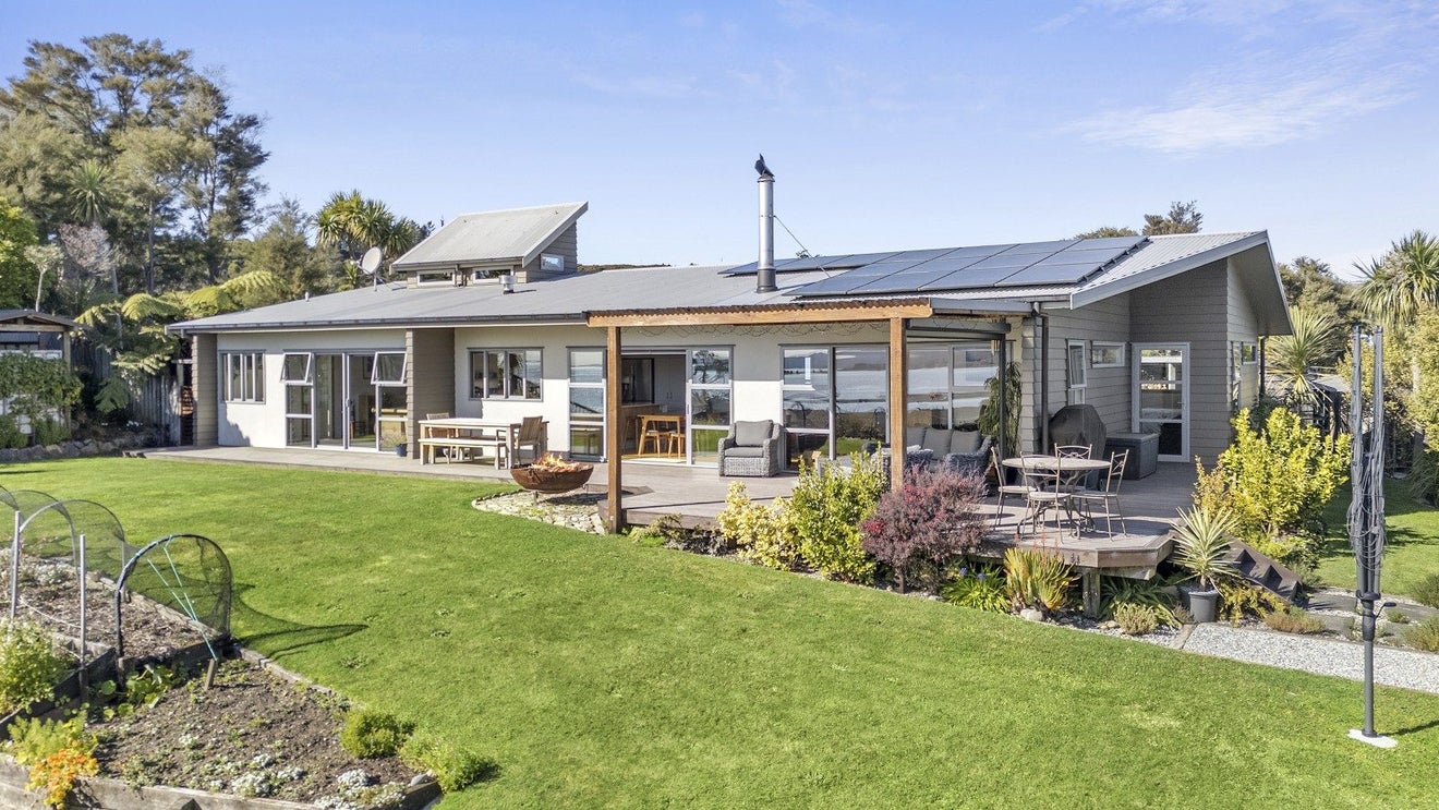 30 Ruataniwha Drive, Collingwood, Collingwood - Carousel 2