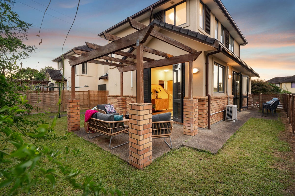 50 Greenbough Lane, Greenhithe, Auckland - Carousel 1