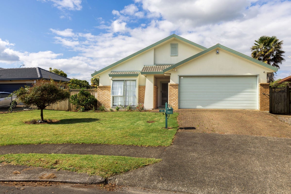 61 Sheriff Place, Randwick Park, Auckland - Carousel 1