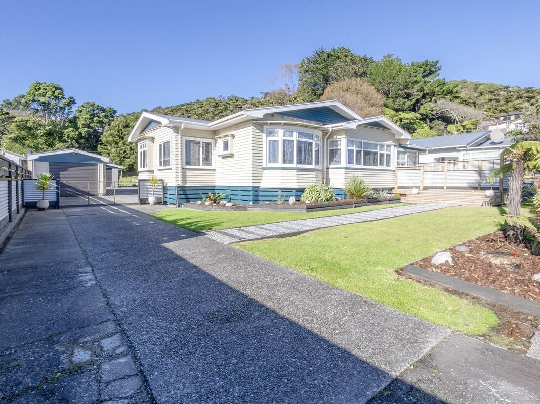 27 Byron Street, Greymouth, Greymouth - Carousel 1