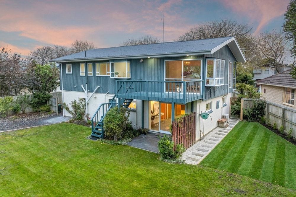 32 Claridges Road, Casebrook, Christchurch - Carousel 1