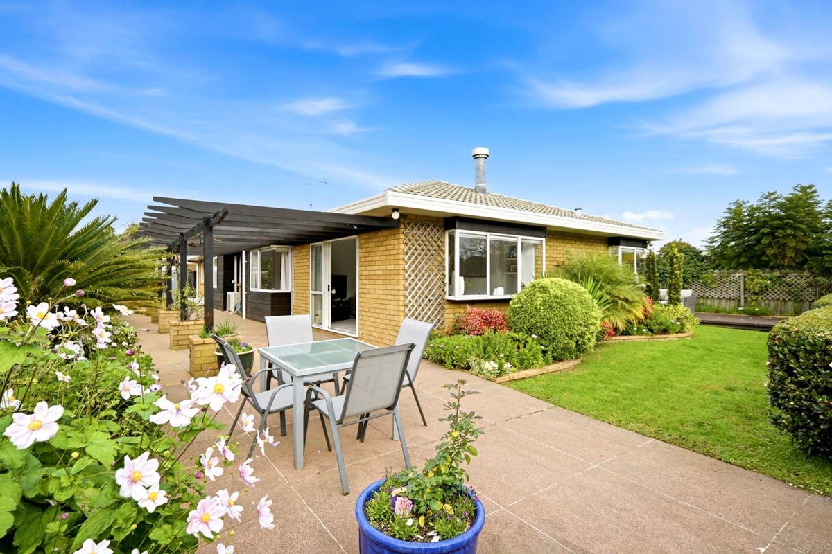 10 Obelin Close, Albany, Auckland - Carousel 1