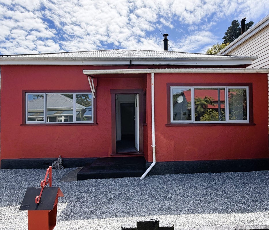 15 Threadneedle Street, Greymouth, Greymouth - Carousel 1