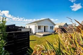 188 Beach Road, Kaikoura - Carousel 1