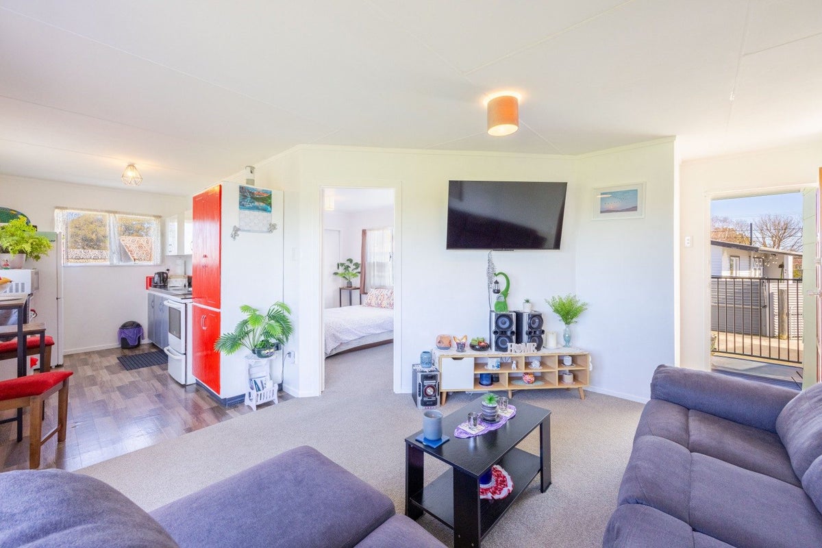 31A Masefield Avenue, Maraenui, Napier - Carousel 21