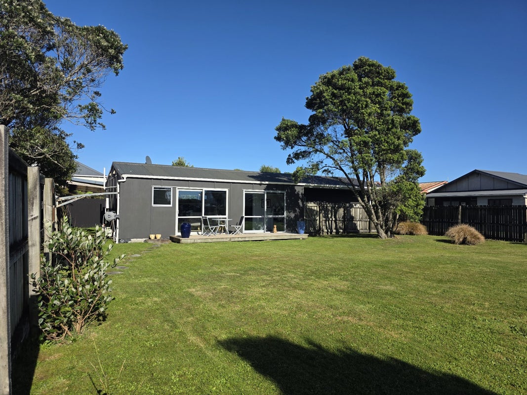 18 Beach Street, Hokitika, Hokitika - Carousel 1