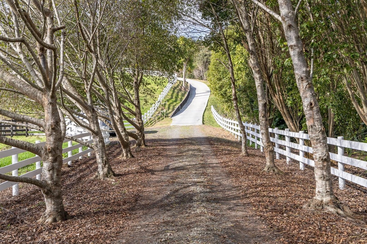 2708 Kaipara Coast Highway, Glorit, Warkworth - Carousel 2