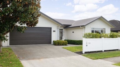 79 Roy Hilton Drive, Flagstaff, Hamilton - Carousel 1