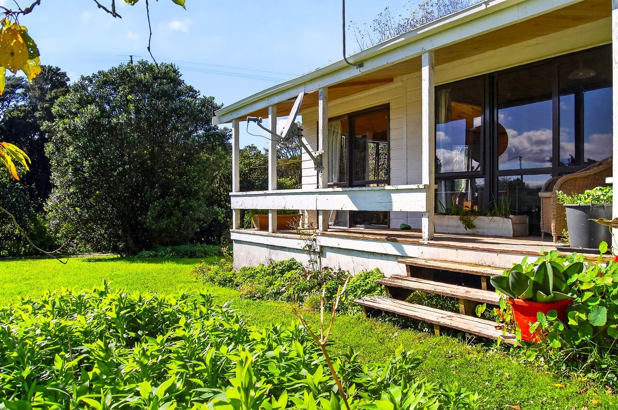288 Valley Road, Kaiwaka, Kaiwaka - Carousel 28
