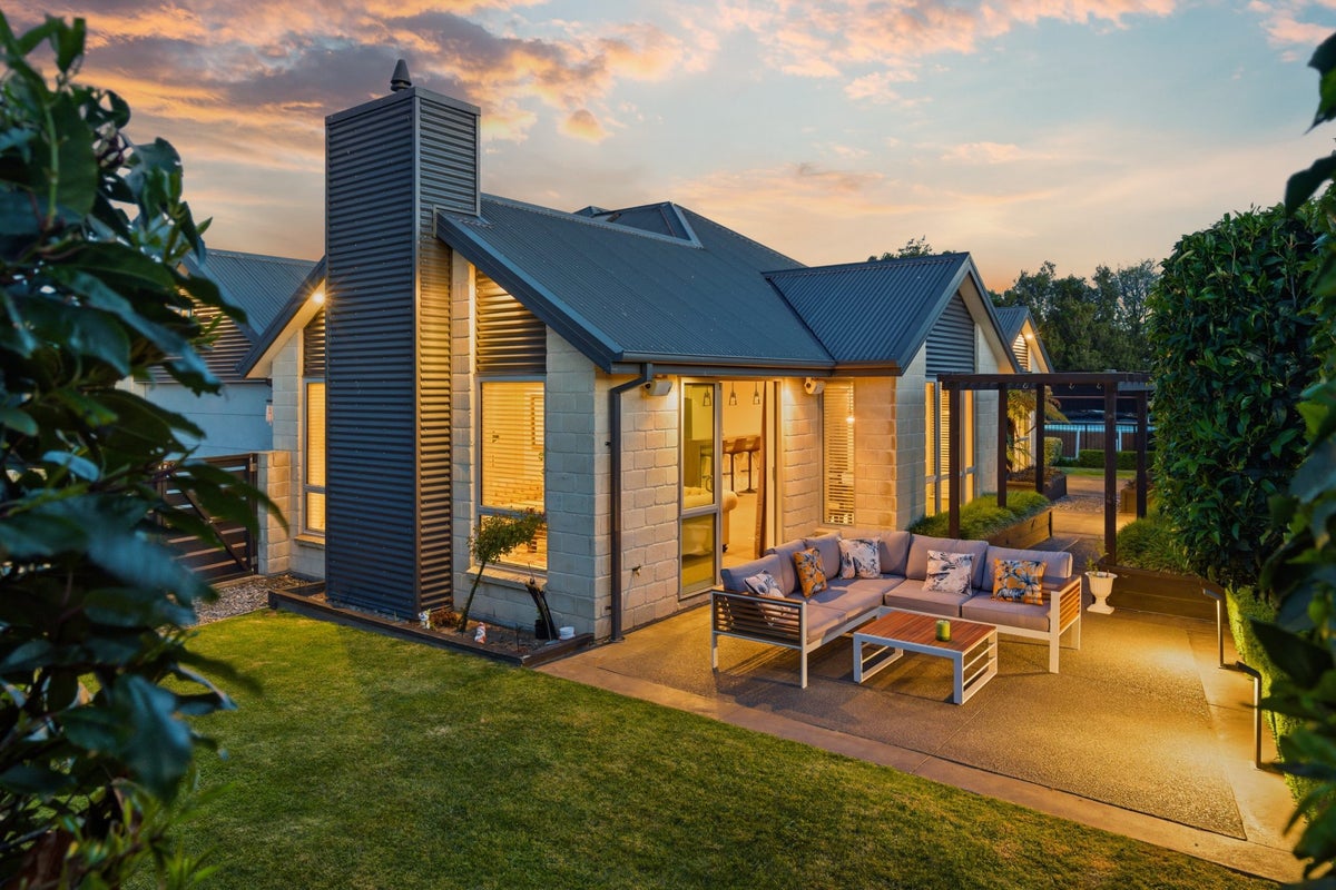 25 Iraklis Close, Templeton, Christchurch - Carousel 33