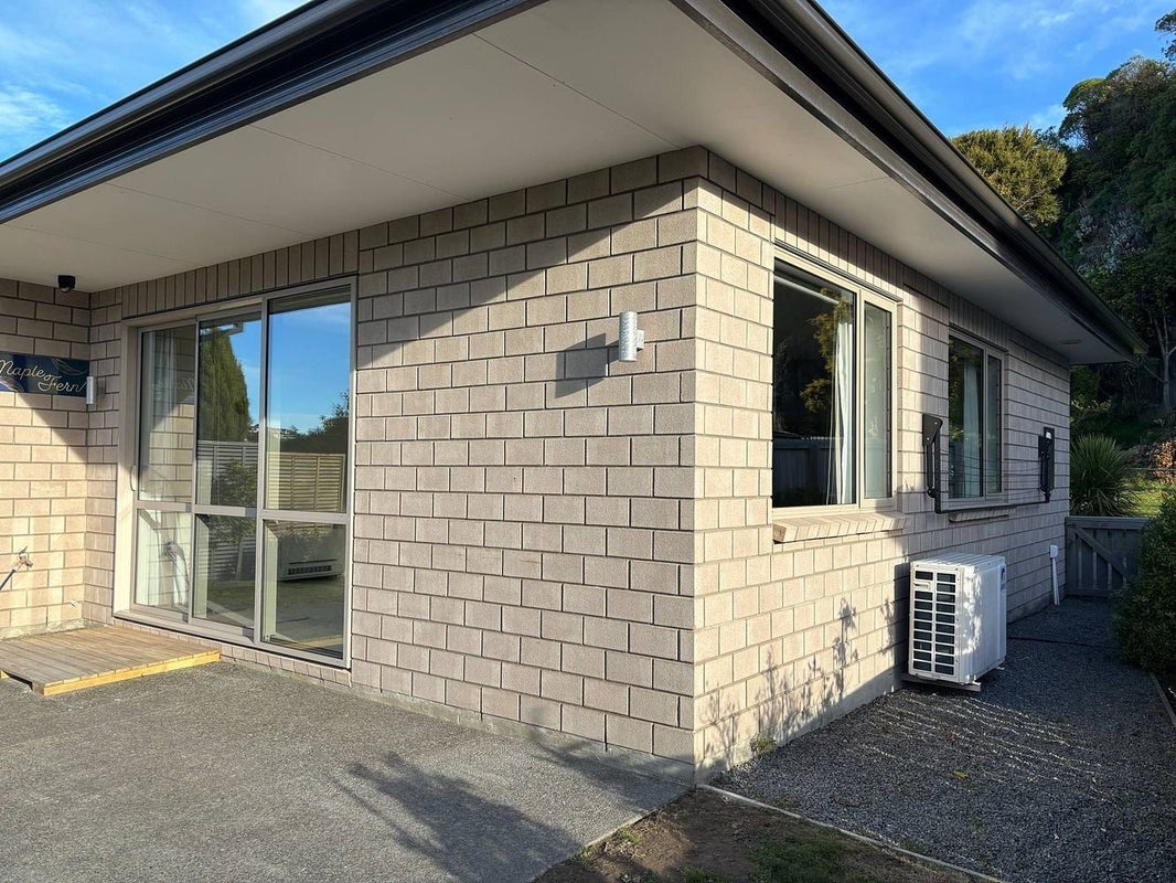 22 McCormacks Bay Road, Mount Pleasant, Christchurch - Carousel 2