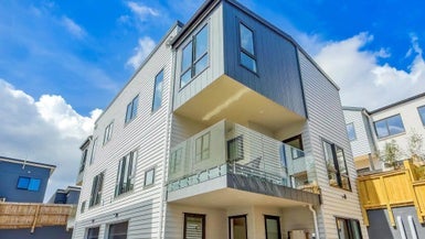 6/35 Ryburn Road, Mount Wellington, Auckland - Carousel 1