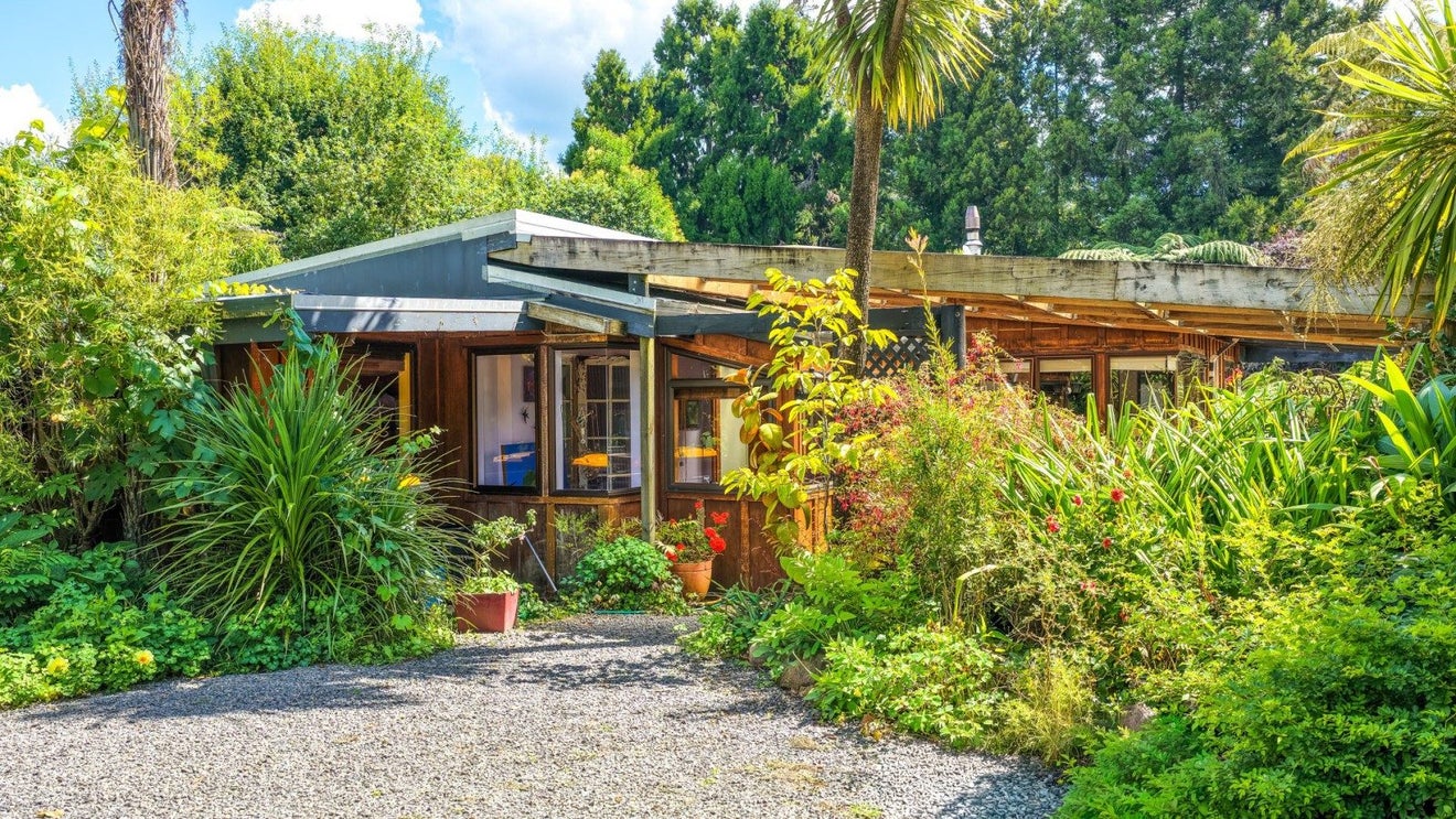 60 Victoria Street, Waikino, Waihi - Carousel 33