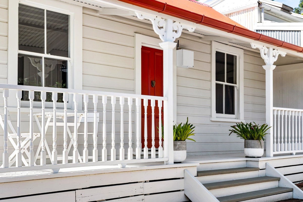 95 Milton Road, Bluff Hill, Napier - Carousel 1