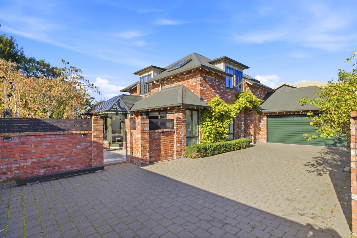 3/206 Springfield Road, St Albans, Christchurch - Carousel 1