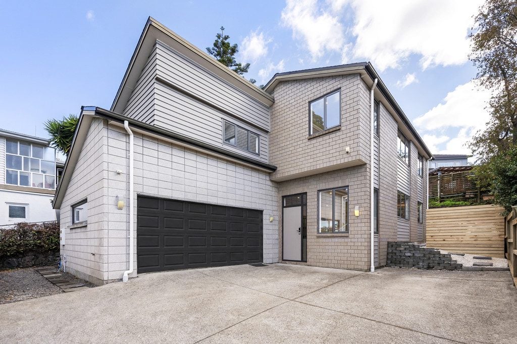 8A Hoheria Road, Onehunga, Auckland - Carousel 1
