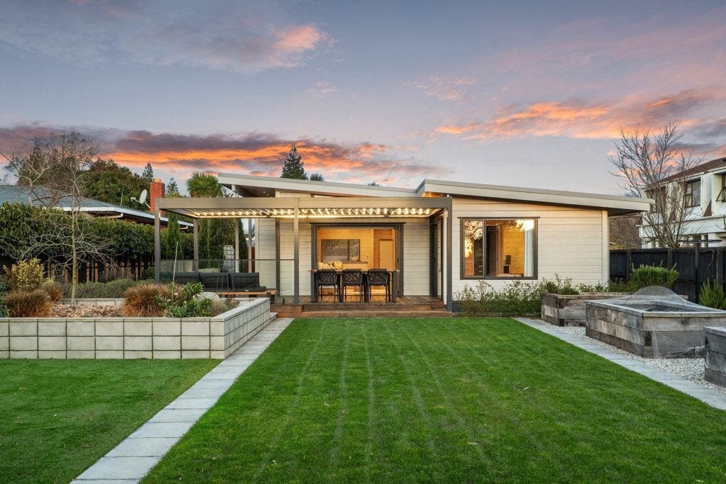 7 Yardley Street, Avonhead, Christchurch - Carousel 1