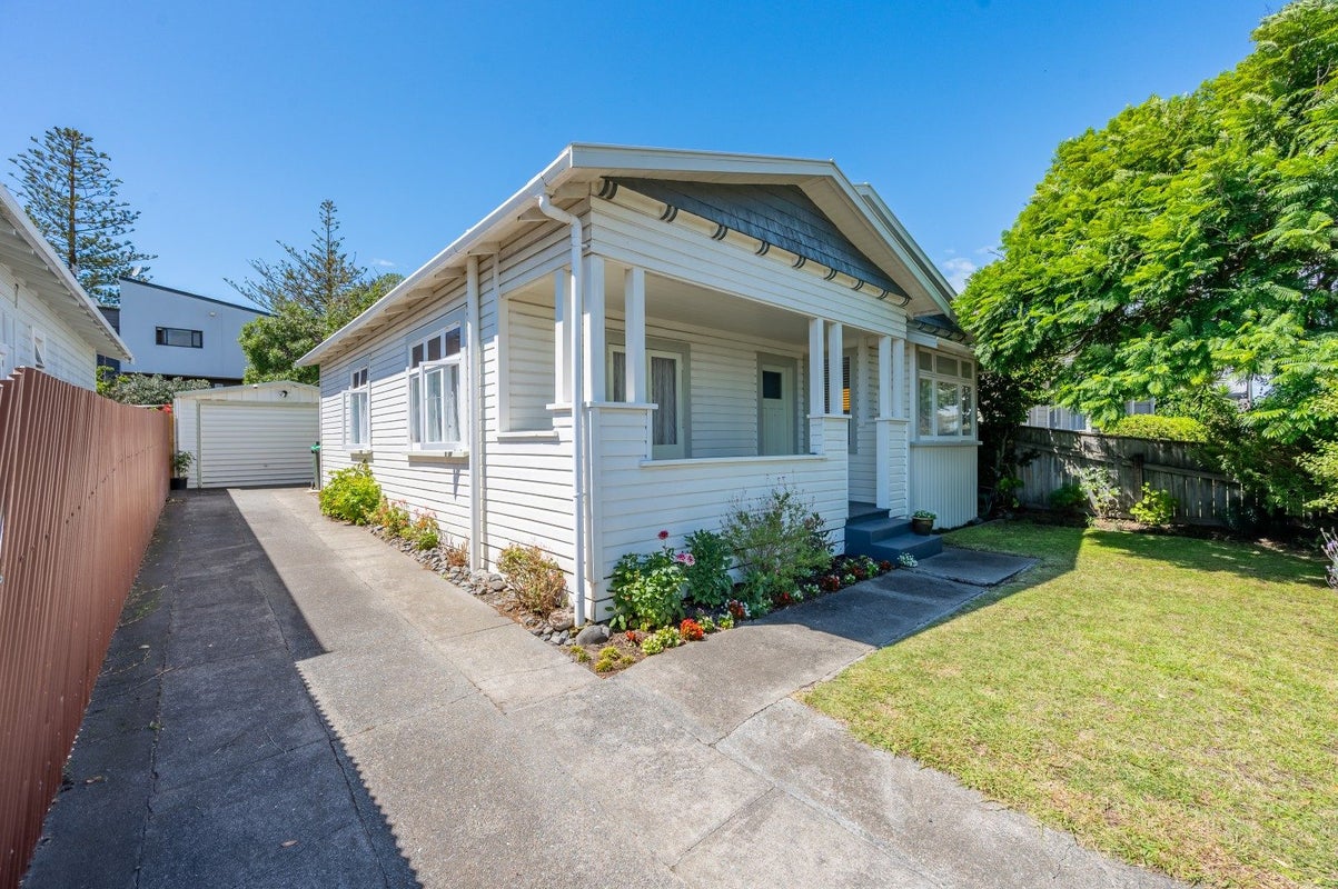 60 Mcgrath Street, Napier South, Napier - Carousel 23