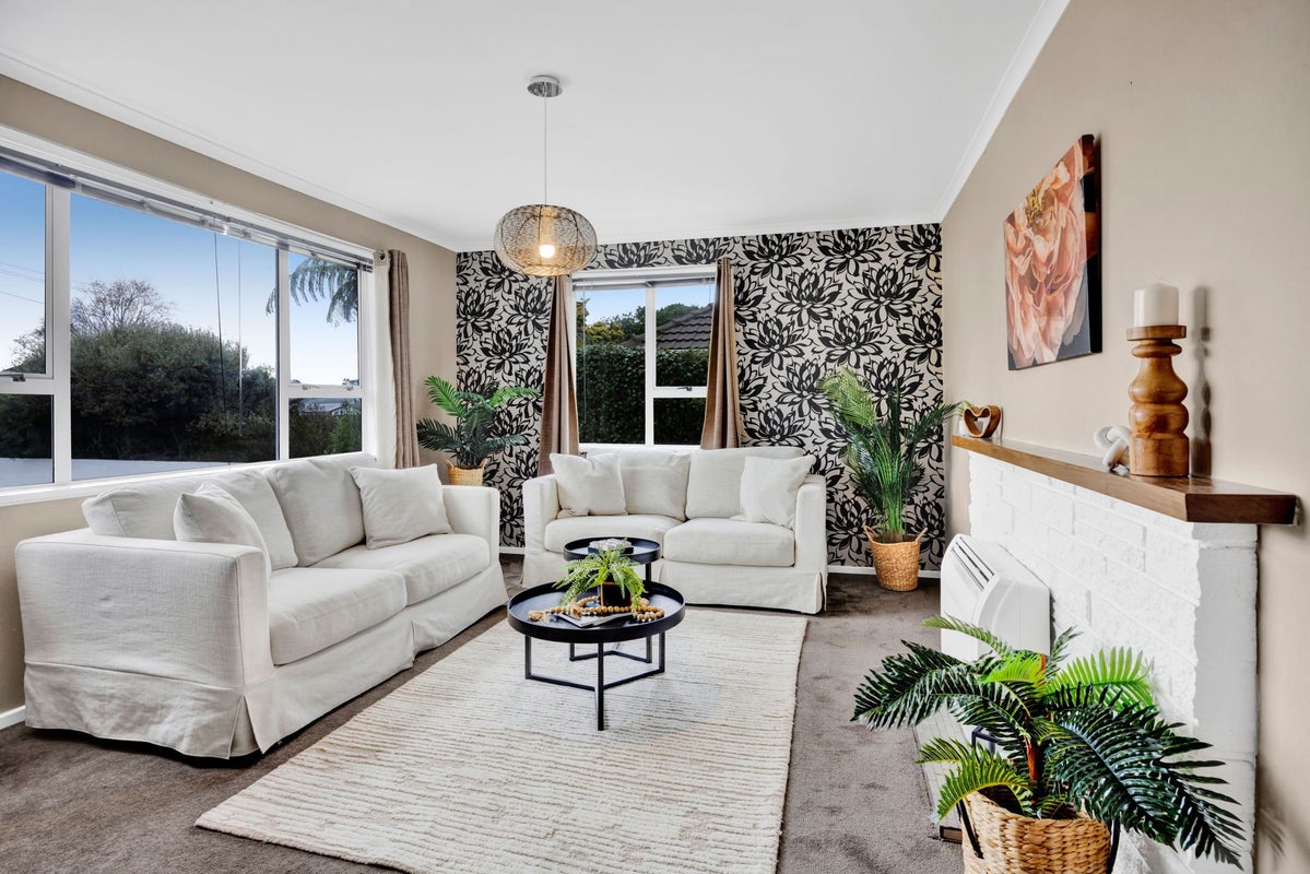 7 Drake Street, Vogeltown, New Plymouth - Carousel 2