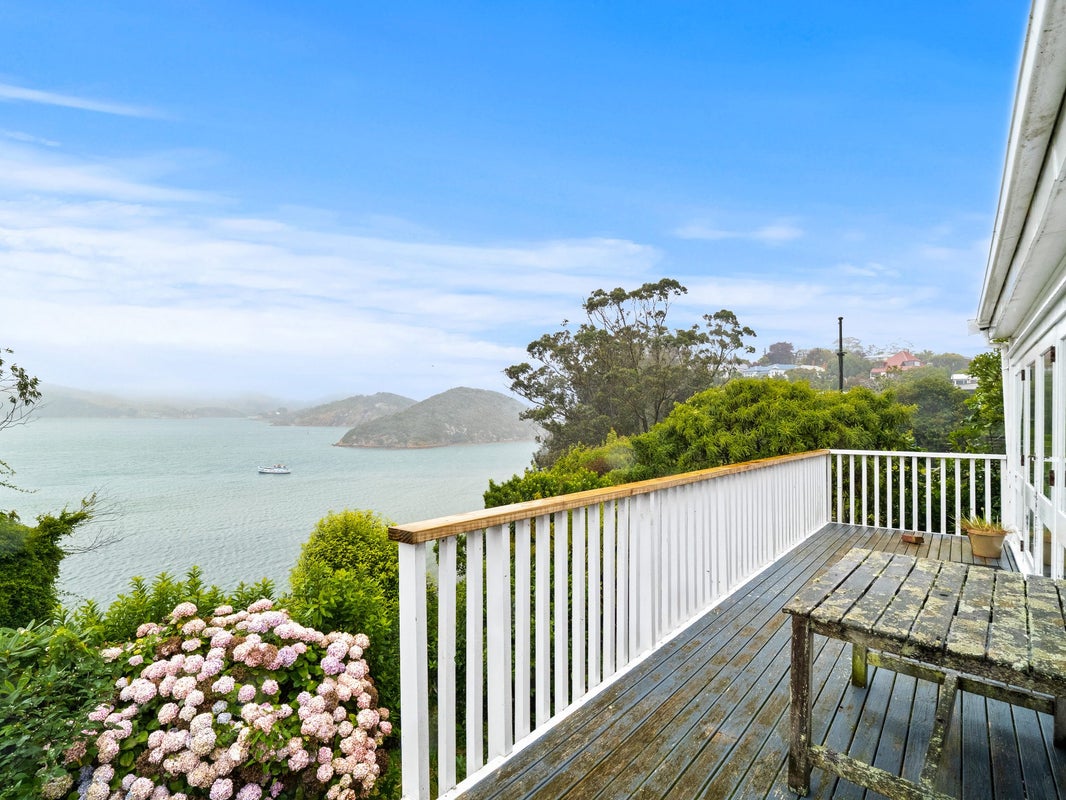 19 Magnetic Street, Port Chalmers, Dunedin - Carousel 1