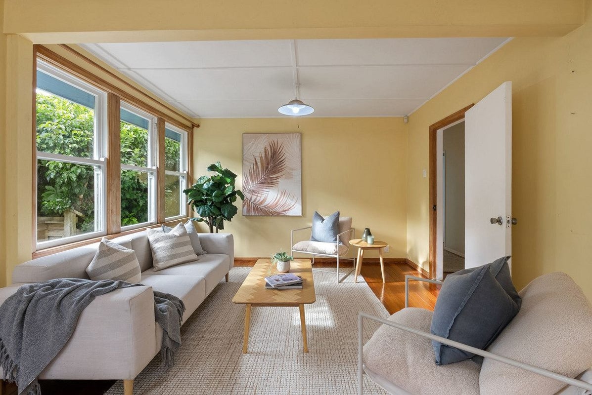 39 Victory Avenue, Karori, Wellington - Carousel 2