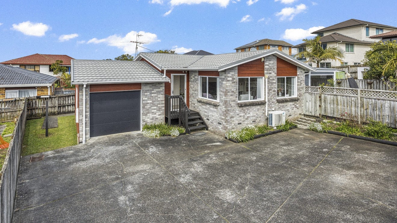 88A Don Buck Road, Massey, Auckland - Carousel 1