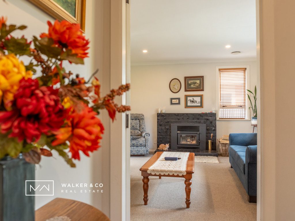 6 Paton Street, Maymorn, Upper Hutt - Carousel 2