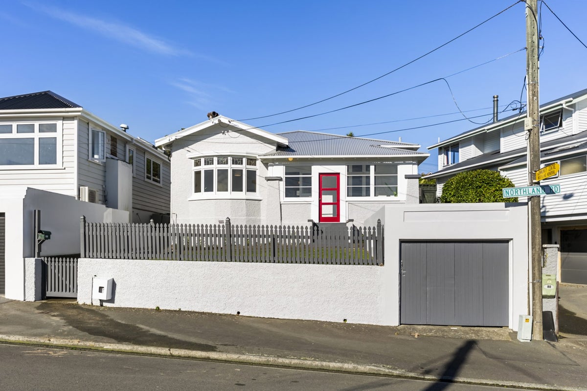 82 Northland Road, Northland, Wellington - Carousel 2