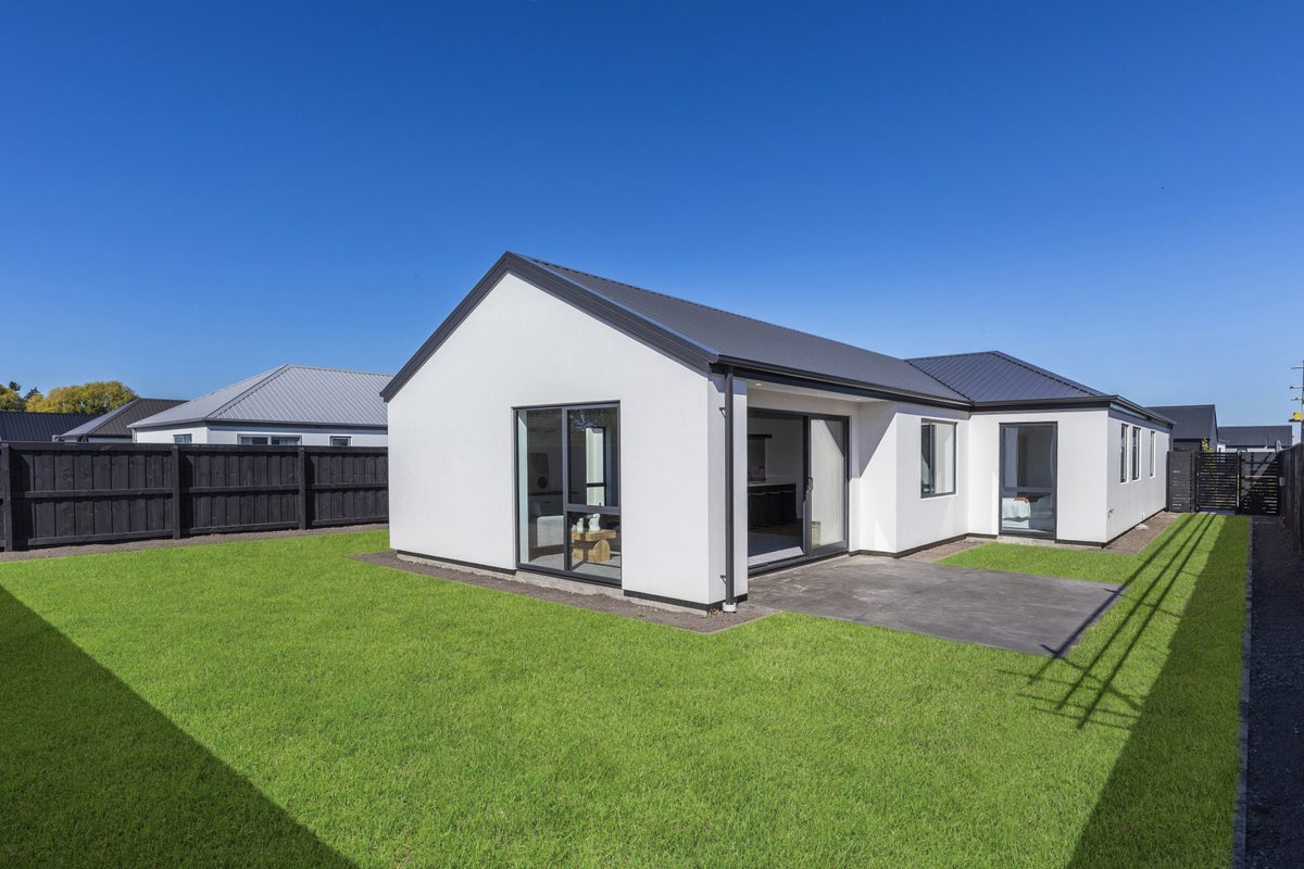 44 Kopper Crescent, Marshland, Christchurch - Carousel 2