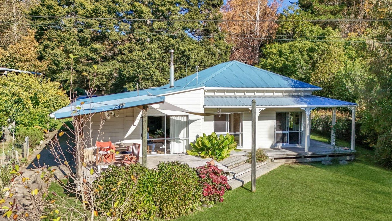 2377 Motueka Valley Highway, Woodstock, Motueka - Carousel 1