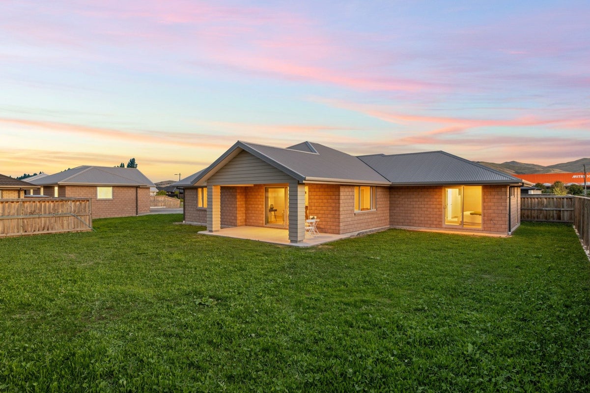 65 Whareatea Road, REDWOODTOWN, BLENHEIM - Carousel 1