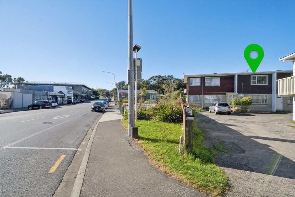 2/210 Newlands Road, Newlands, Wellington - Carousel 18