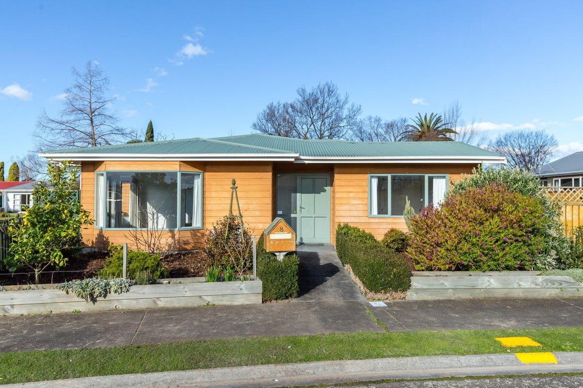 8 Timms Place, Kuripuni, Masterton - Carousel 1