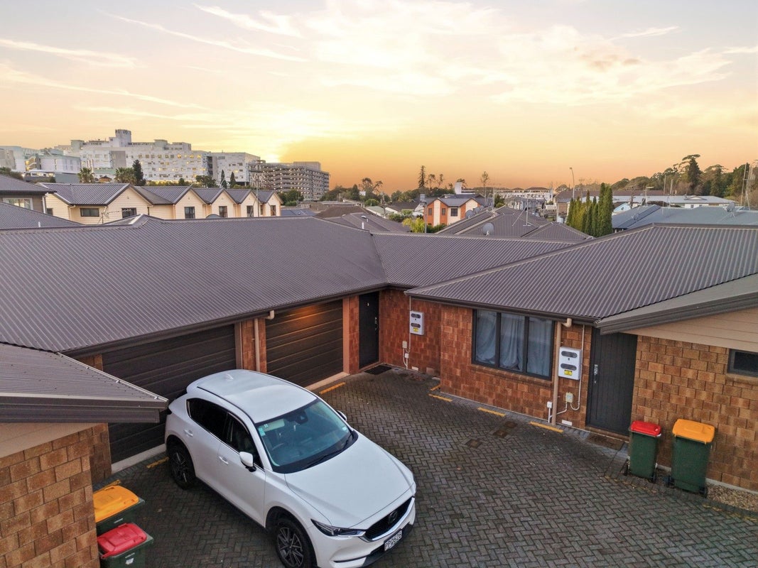 4/31 Jones Crescent, Melville, Hamilton - Carousel 1