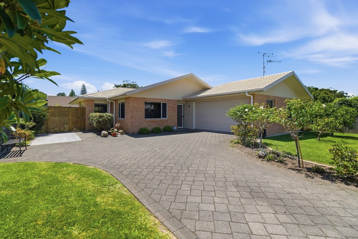 15 Pembroke Drive, Bethlehem, Tauranga - Carousel 2
