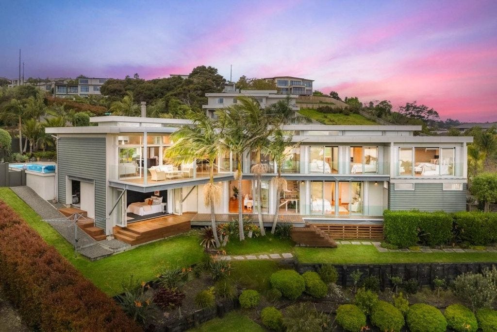 21 Schopolo Place, Schnapper Rock, Auckland - Carousel 1