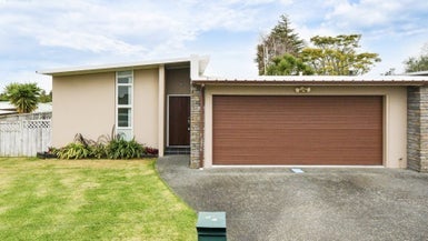 5 Merlot Lane, Pukekohe, Pukekohe - Carousel 1