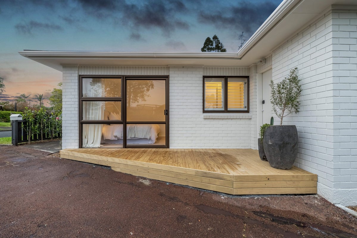 28A Renata Crescent, Te Atatu Peninsula, Waitakere - Carousel 33