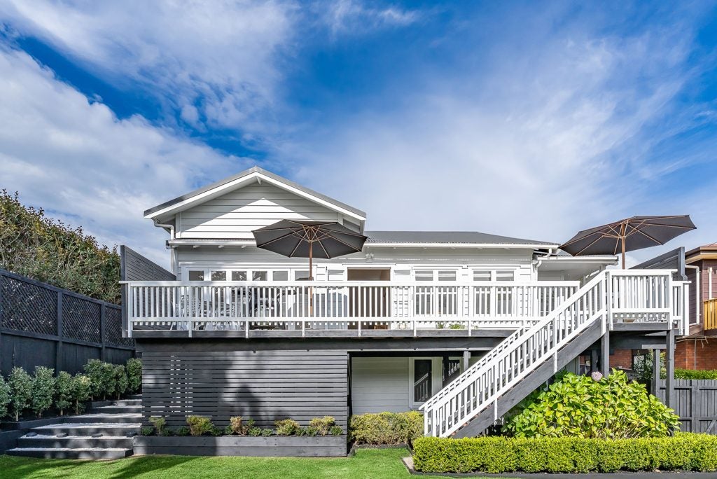 13 Bank Street, Mount Eden, Auckland - Carousel 1