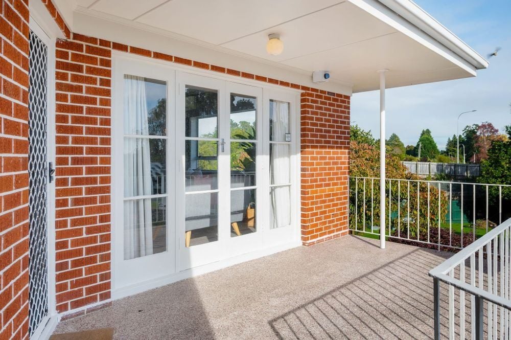 70 Flynn Road, Hillcrest, Hamilton - Carousel 2