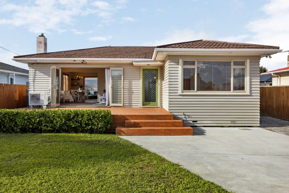 10 Portal Crescent, Beerescourt, Hamilton - Carousel 1