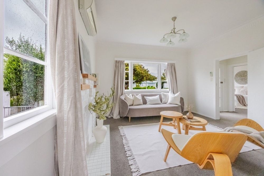 13A Logan Avenue, Marewa, Napier - Carousel 2