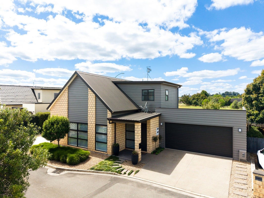 6 Braedan Lane, Huntington, Hamilton - Carousel 1