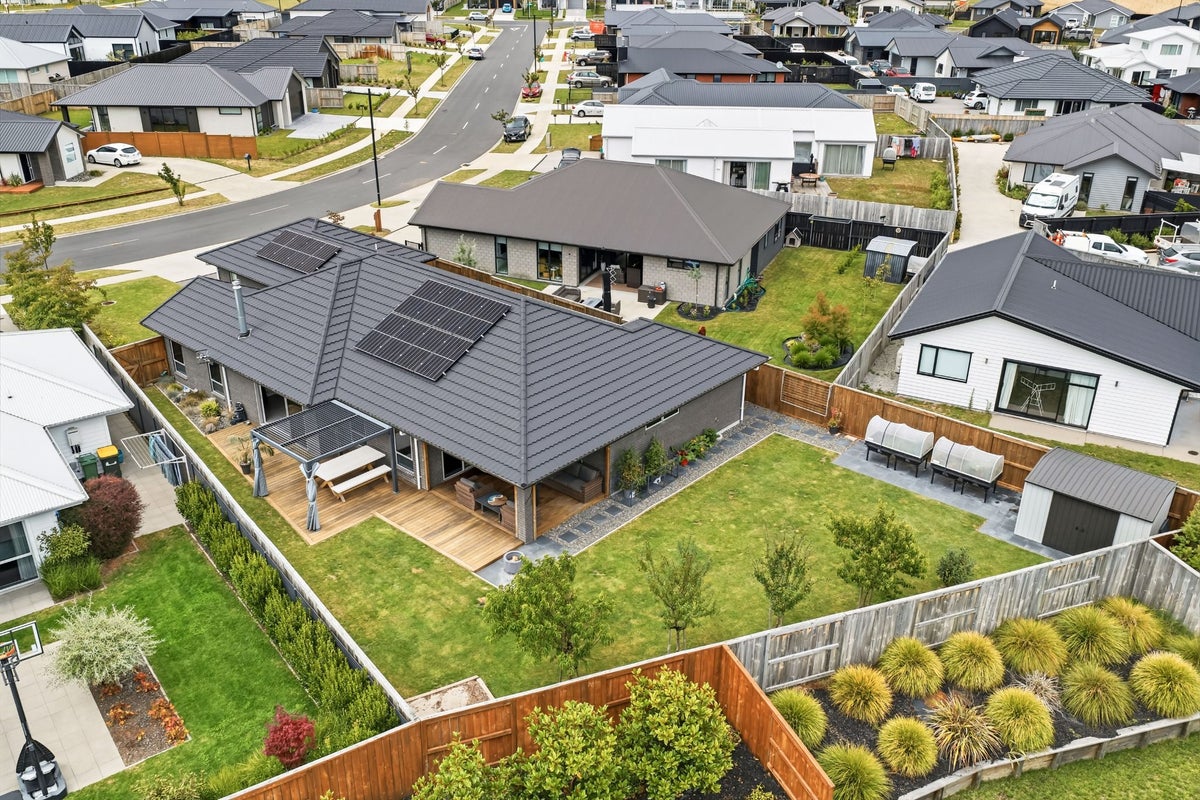10 Tawhai Crescent, Wharewaka, Taupo - Carousel 20