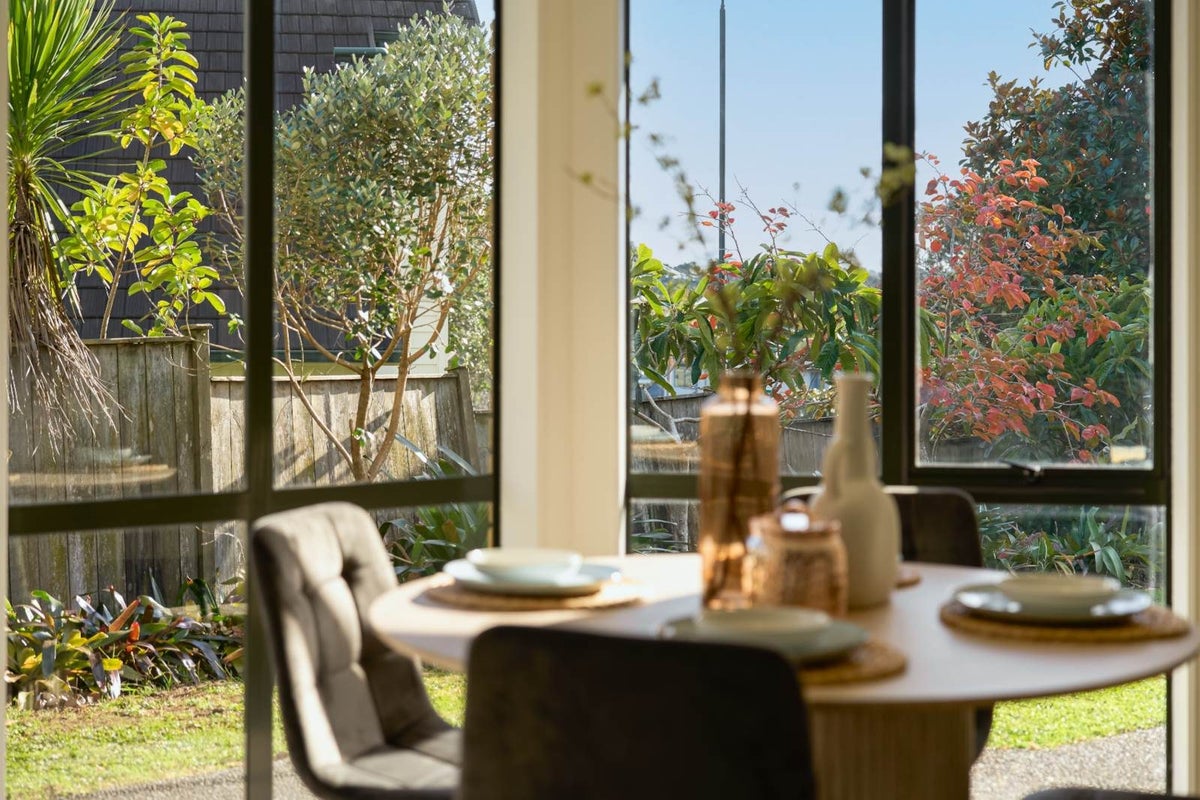 3 Cricklade Terrace, Windsor Park, Auckland - Carousel 35