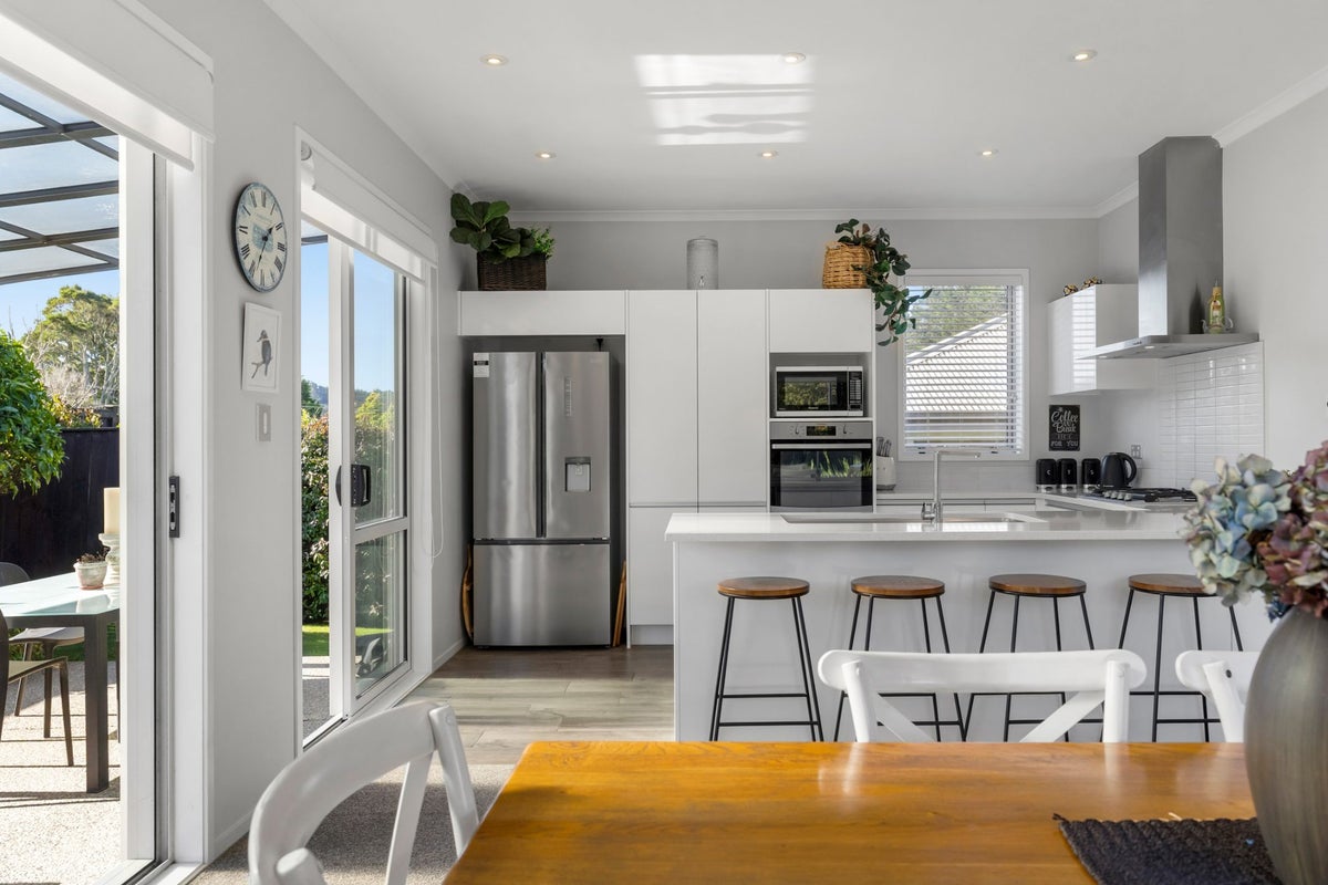 8 Huarahi Pai Road, Huapai, Kumeu - Carousel 2