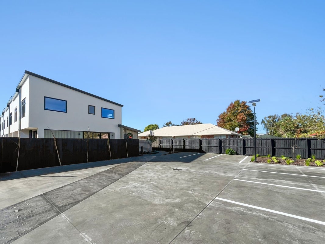 4/46B Division Street, Riccarton, Christchurch - Carousel 17